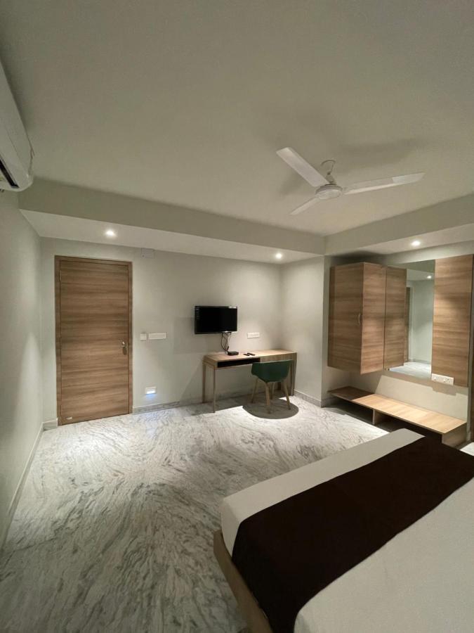 كولكاتا Hotel The Crest المظهر الخارجي الصورة